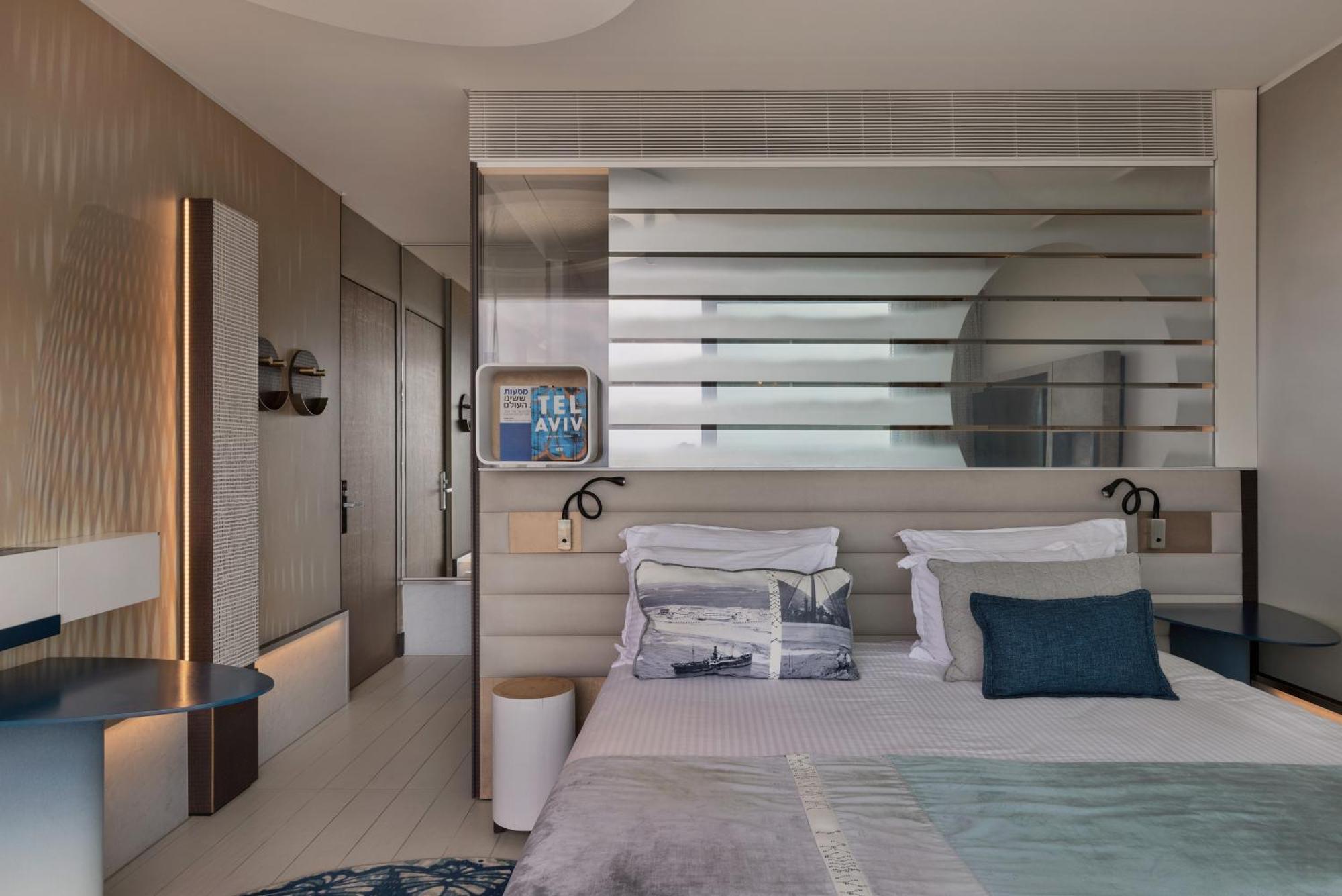Port Tower By Isrotel Design Tel Aviv Exterior photo