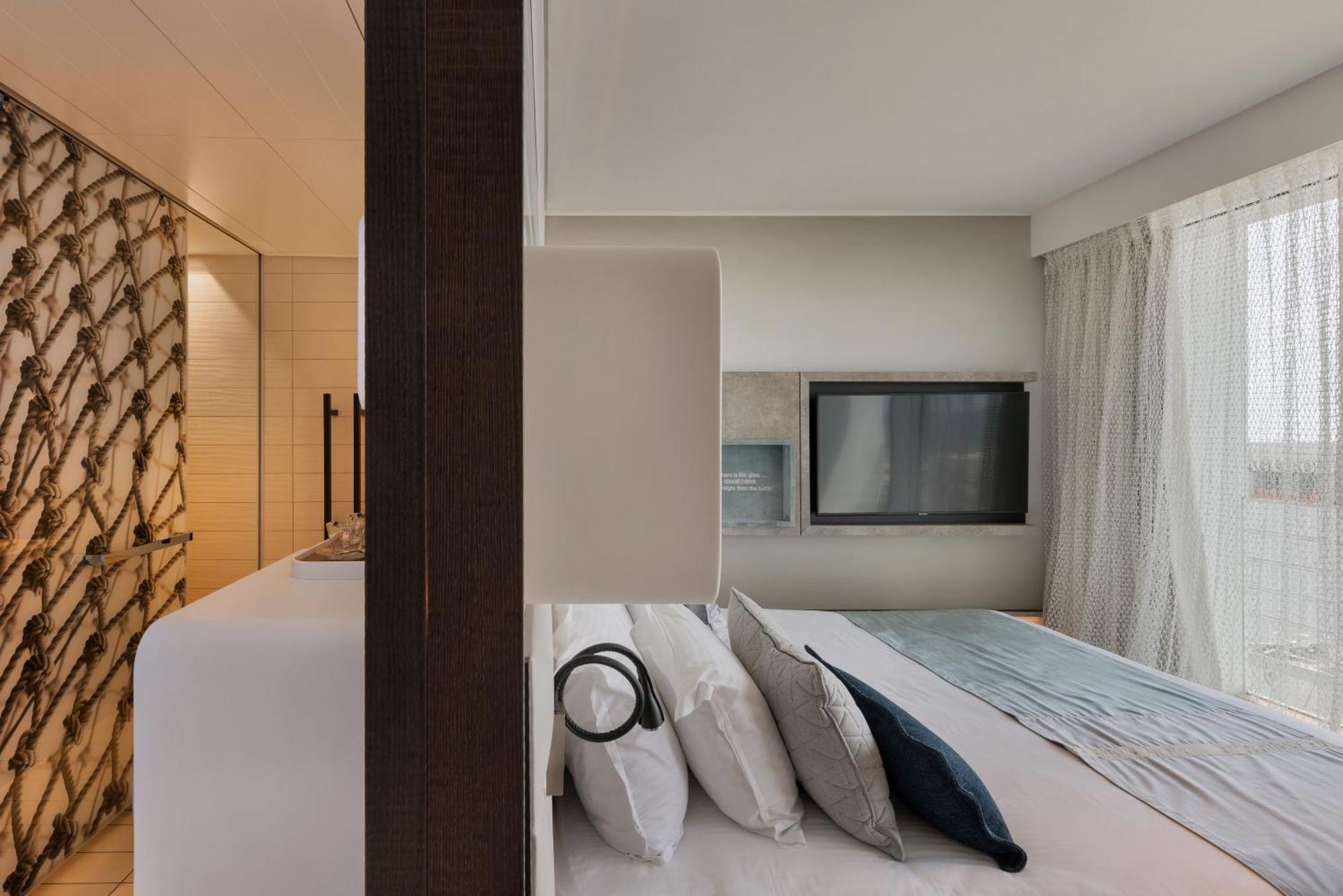 Port Tower By Isrotel Design Tel Aviv Exterior photo